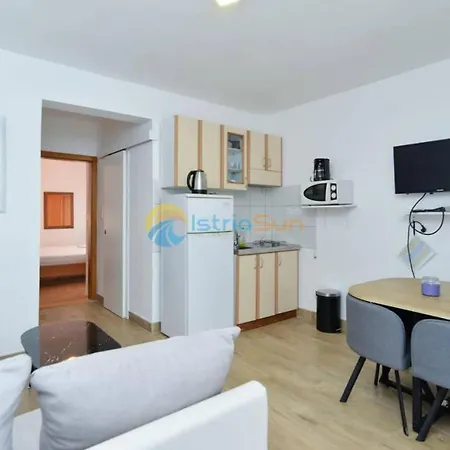 Appartamento Manda - One Bedroom With Terrace A5 *