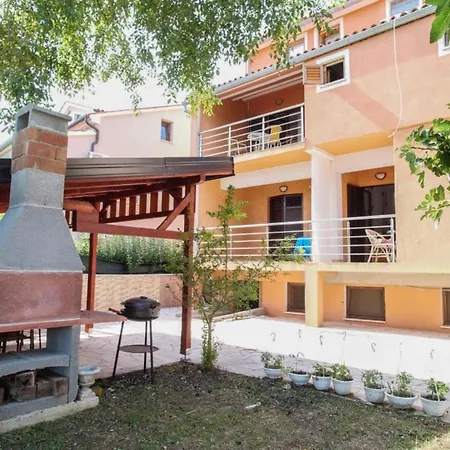 Manda - One Bedroom With Terrace A5 Appartamento